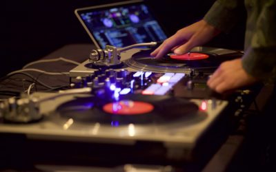 The Best Controllers For Beginner DJs