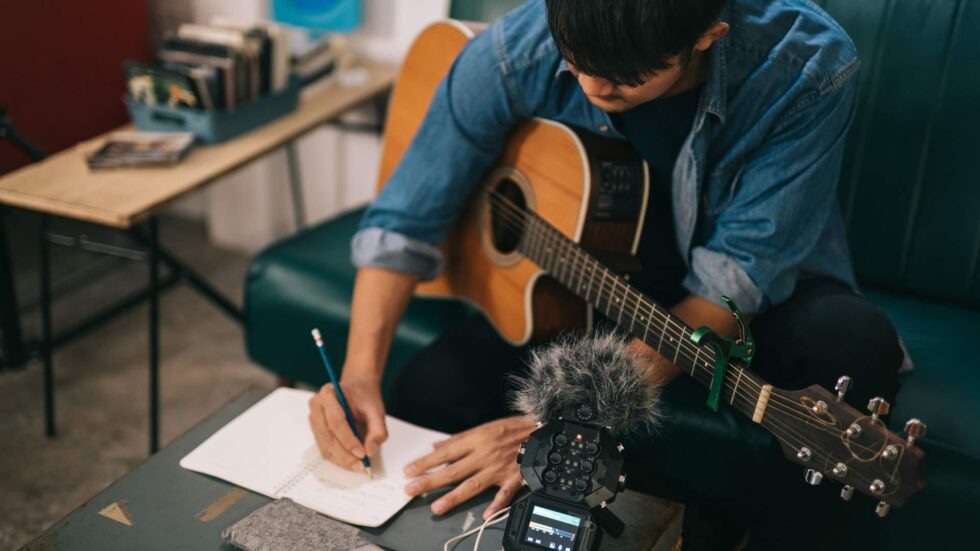 Songwriting Techniques Every Musician Should Know | MI